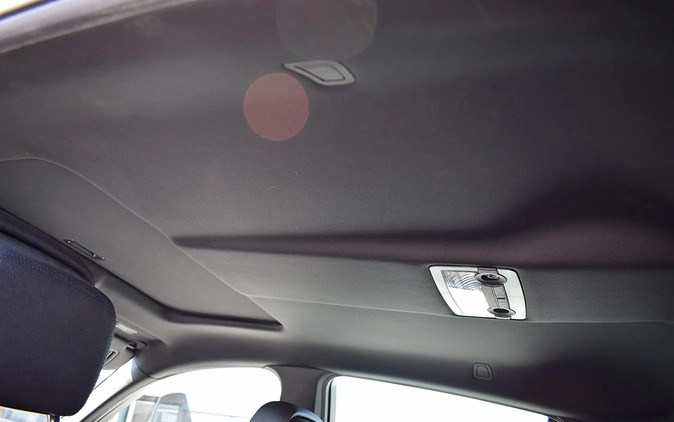 BMW X6 cena 92500 przebieg: 260000, rok produkcji 2012 z Radom małe 301